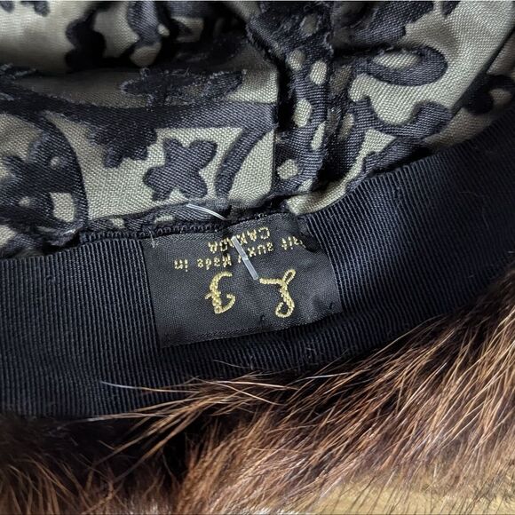 Vintage women's genuine real fur winter hat Racoon - Picture 8 of 8